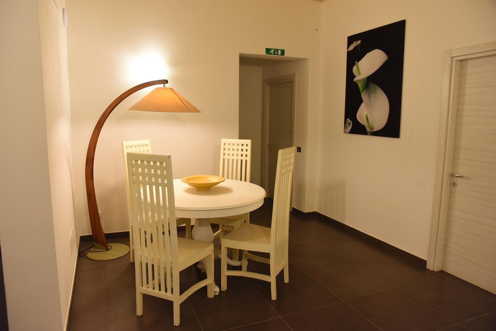 Up Room&Suite Lecce Exteriér fotografie