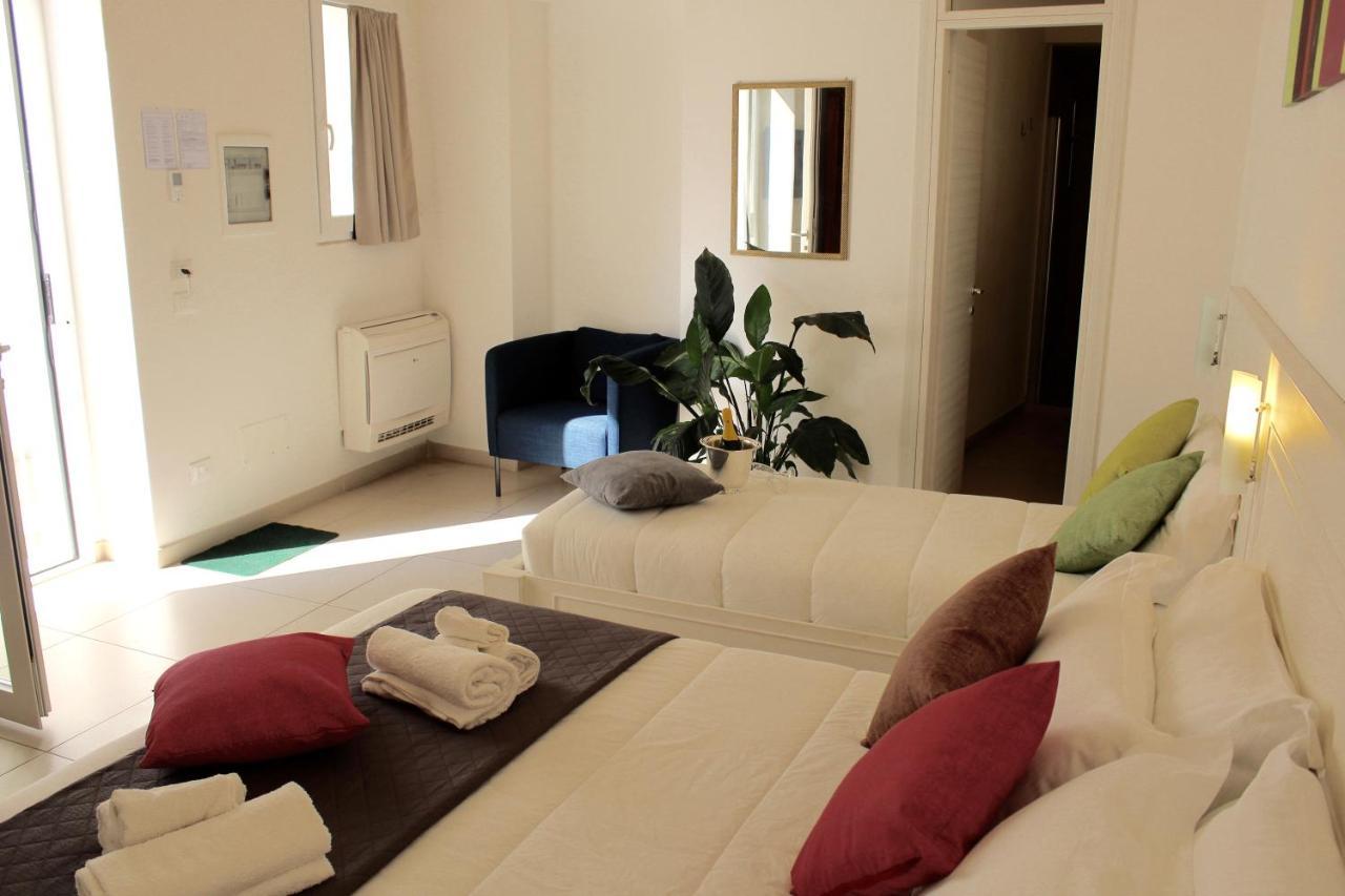 Up Room&Suite Lecce Exteriér fotografie